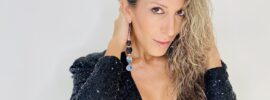 Rox is presenting her new single Cristal