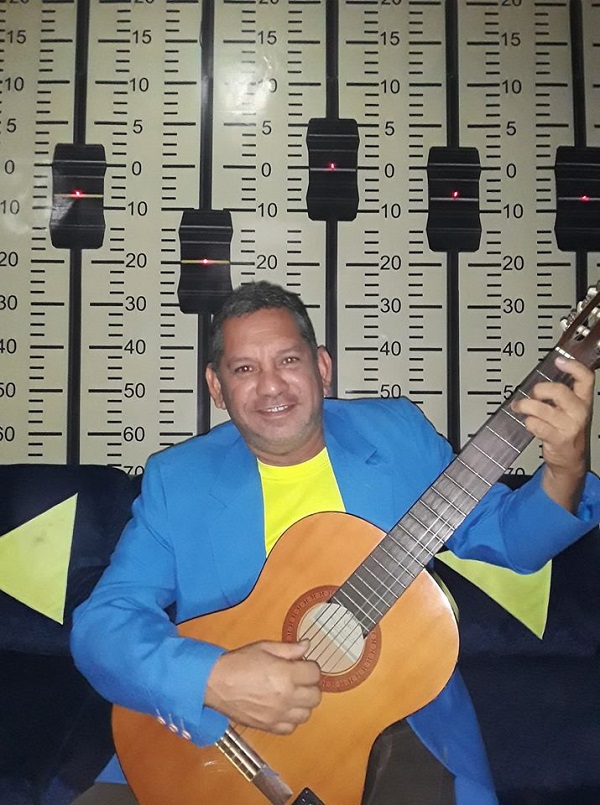 Jorge “El Papi” Rojas, extraordinario tresista, guitarrista, bajista, arreglista, compositor