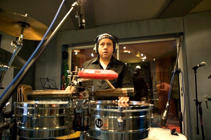 Wilmer Sifontes in the studio