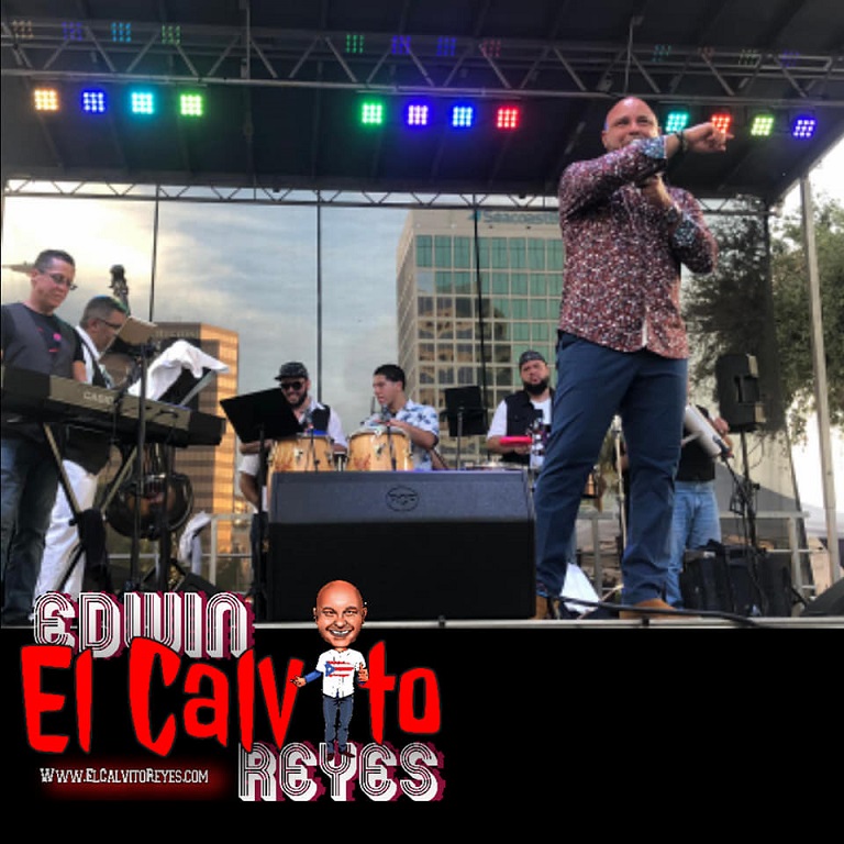 Edwin El Calvito Reyes on stage