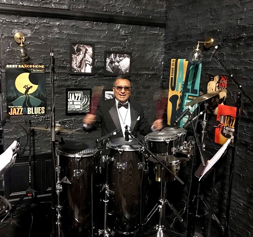 Alex Acuña with the Congas