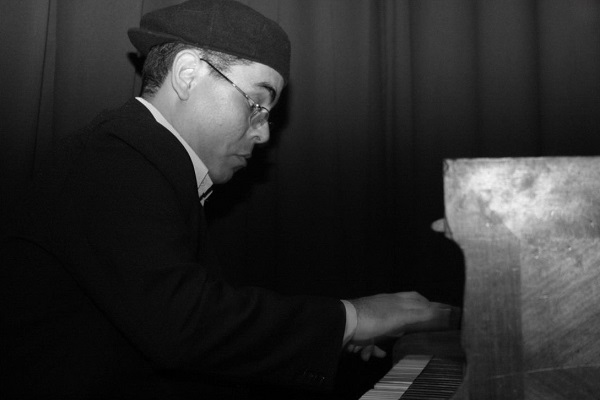 Samuel Quinto Feitosa is a virtuoso pianist.