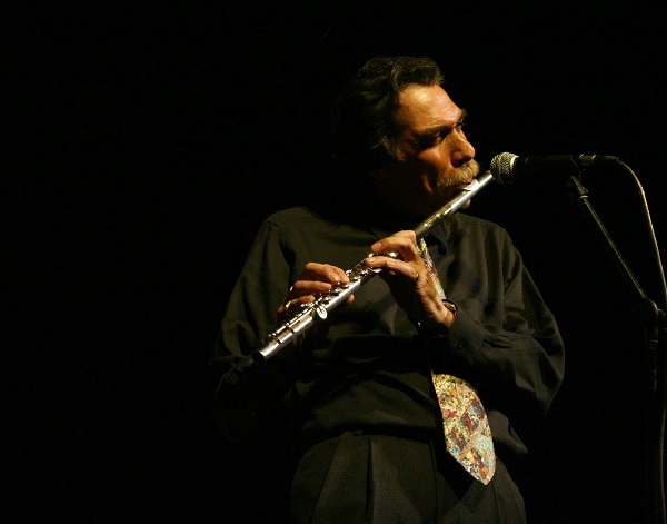 Valentín El maestro de la flauta en el jazz latino