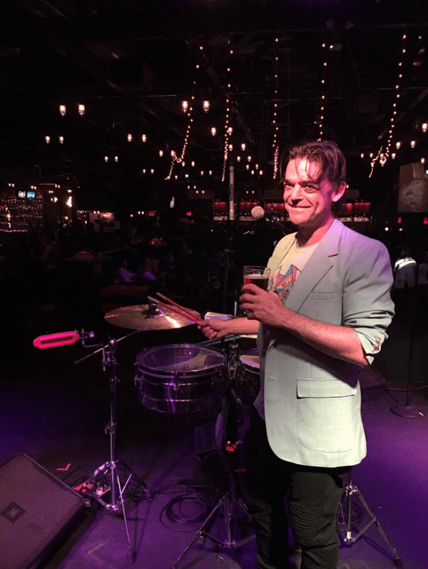 Gianni playing live