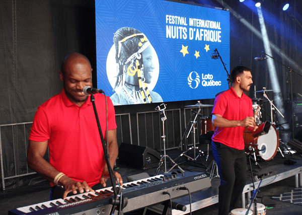 Mac playing at the festival