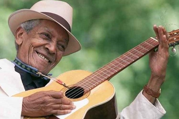 Compay created the armónico, a hybrid between a Spanish guitar and a Cuban tres, with 7 strings