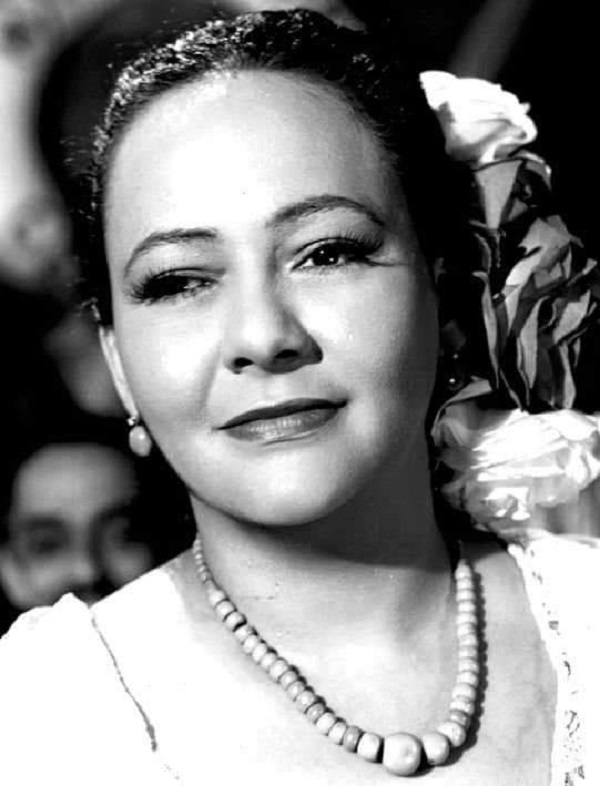 On November 19, 1982, in Mexico City, Antonia del Carmen Peregrino Álvarez, better known as “Toña La Negra”, passed away.