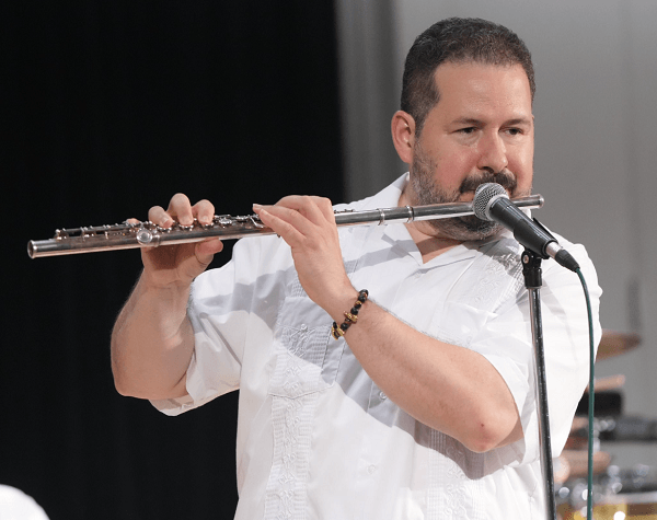 Carlos Jimenez playing 