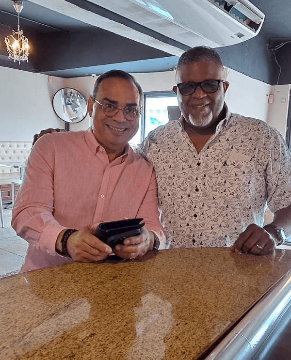 Gilberto and Don Perignon