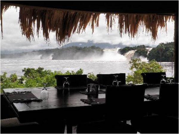 Venetur Canaima Camp