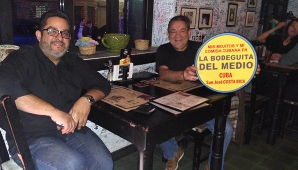 La Bodeguita del Medio Costa Rica Photo with Eduardo Guilarte