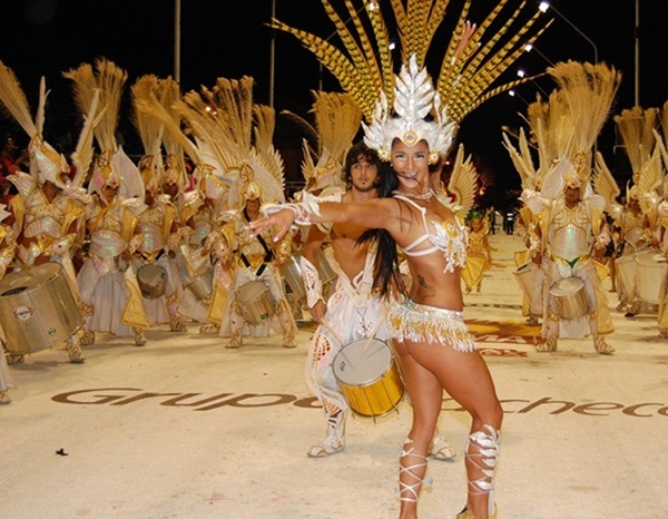 Samba Dancers