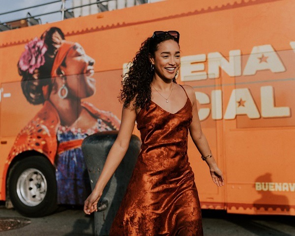 Ashley De La Rosa as Omara Portuondo